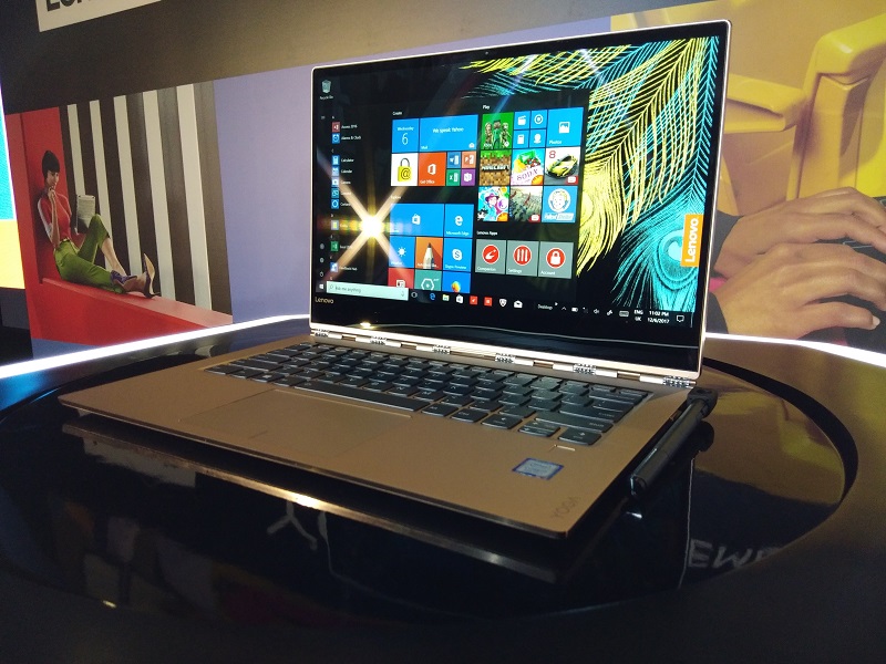 Lenovo Luncurkan Laptop Convertible Yoga 920