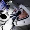 Pesawat ruang angkasa Crew Dragon gunakan layar sentuh 