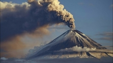 Pantau erupsi Gunung Agung di Bali lewat YouTube