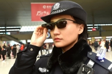 Polisi China gunakan kacamata pendeteksi wajah untuk atasi pelanggaran