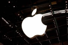 Apple siapkan iPhone baru berlayar lebar