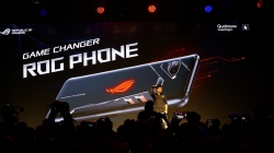 Asus ROG Phone, saingan berat Xiaomi Black Shark meluncur