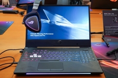 Laptop gaming ROG Scar dan Hero generasi ke-2 luncur di Computex