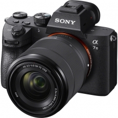 Kamera Sony a7 III alami masalah dengan kartu SD SanDisk
