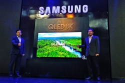 Samsung hadirkan TV 8K seharga mobil Mercedes-Benz ke Indonesia