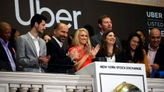 Uber IPO, raup Rp117 triliun