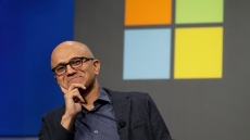 Di bawah Satya Nadella, nilai Microsoft jadi USD1 triliun