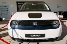 Mobil listrik Honda bisa isi baterai 80 persen dalam 30 menit