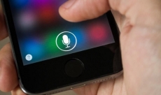 Apple tangguhkan program analisis akurasi Siri