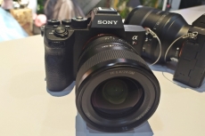 Sony punya dua kamera andalan baru di Indonesia