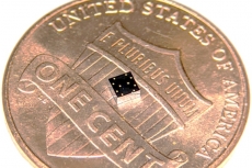 Sensor kecil ini bisa dipasang di pakaian dan deteksi kesehatan