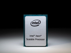 Intel klaim Xeon Platinum generasi terbaru lebih cepat dari AMD EPYC