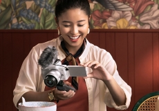 Canon EOS M50 Mark II bisa rekam vertikal untuk Instagram