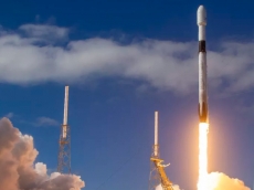 SpaceX siap luncurkan layanan internet Starlink, bisa dipesan di Indonesia