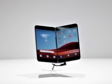 Microsoft siapkan Surface Duo generasi kedua