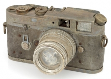 Meski rusak terbakar, Leica M4 masih laku Rp30 juta