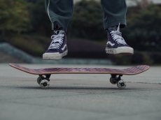 Caption Instagram kece saat bermain skateboard