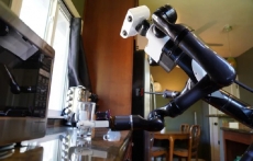 Robot buatan Toyota bisa deteksi objek tranparan dan reflektif