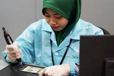 Hanya 1 jam! OPPO terapkan proses service cepat berlaku di seluruh Service Center se-Indonesia