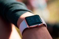Iklan Apple Watch diadaptasi dari kisah nyata pengguna yang selamat dari bahaya