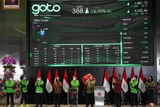 GoTo resmi melantai di Bursa Efek Indonesia