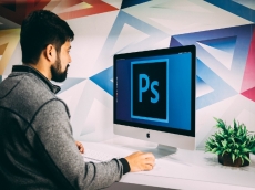 Adobe bakal luncurkan versi gratis Photoshop di website