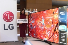 LG pamerkan TV Mini LED raksasa di Jakarta Fair 2022