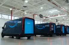 Amazon gunakan mobil listrik canggih untuk pengiriman