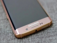 Samsung hadirkan update firmware ke smartphone Galaxy S6 Series