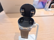 Huawei Luncurkan Smartwatch 2 in 1 HUAWEI WATCH Buds di Indonesia