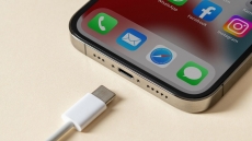 Apple galau pilih Lightning atau USB-C pada iPhone 15