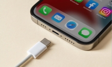 Uni Eropa ingatkan Apple agar tidak batasi fungsi kabel USB-C iPhone yang tidak bersertifikasi