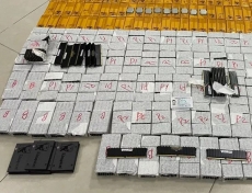 Penyelundup China ketahuan bawa ratusan CPU, SSD, dan RAM