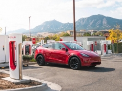 Honda adopsi port pengisian daya kendaraan listrik dari Tesla