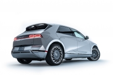 Mobil listrik Hyundai sudah mengusung Supercharger Tesla