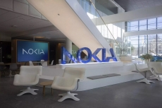 Nokia akan PHK 14.000 karyawan karena penjualan turun