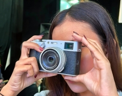 Fujifilm X100VI: kamera generasi baru kini hadir di Indonesia