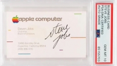 Kartu nama bertanda tangan Steve Jobs terjual Rp2,9 miliar