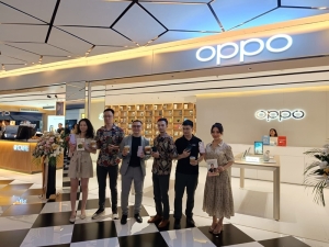 OPPO Experience Store Cilandak Town Square resmi dibuka, berikan kenyamanan dalam berbelanja.