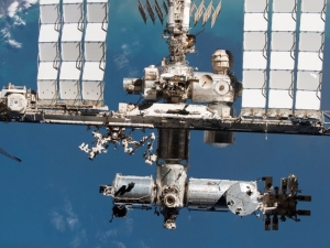 Puing luar angkasa mengarah ke ISS, astronot diminta untuk berlindung