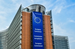 Uni Eropa terapkan peraturan AI baru mulai 1 Agustus 2024