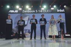 ASUS Zenbook S 14 OLED resmi hadir, jadi yang pertama dengan prosesor Intel Core Ultra (Series 2) di Indonesia