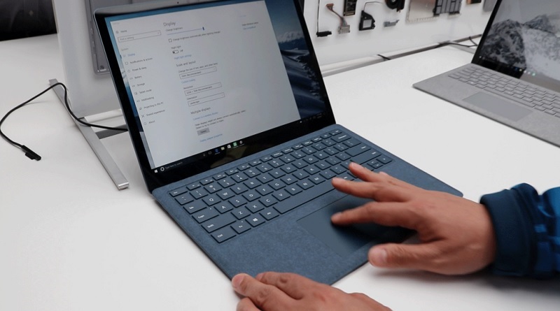 Microsoft Surface baru bakal lebih murah demi saingi iPad