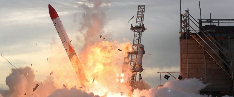 Roket buatan startup Jepang gagal meluncur dan hangus terbakar