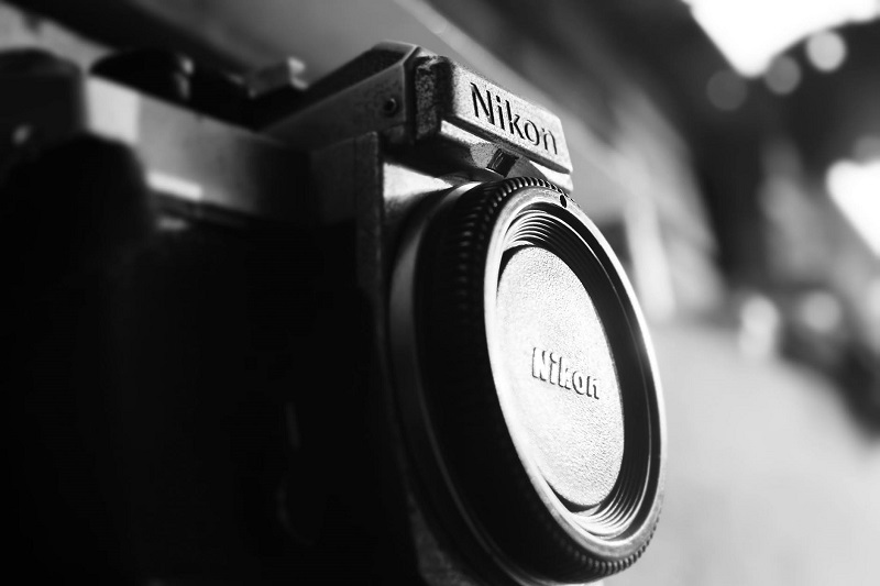 Nikon garap sensor pendeteksi emosi di kamera dan lensa