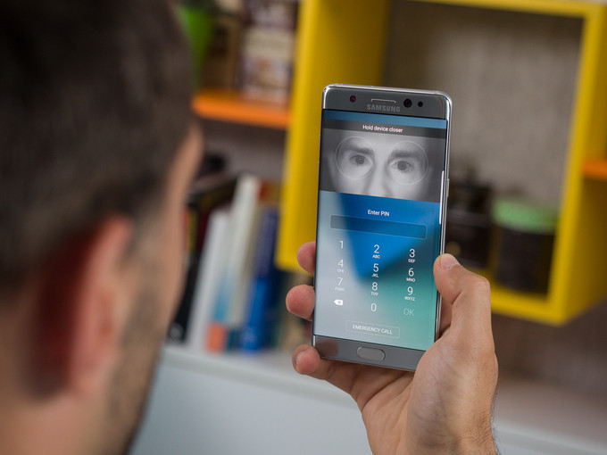 Iris scanner bakal hinggap di smartphone menengah Samsung