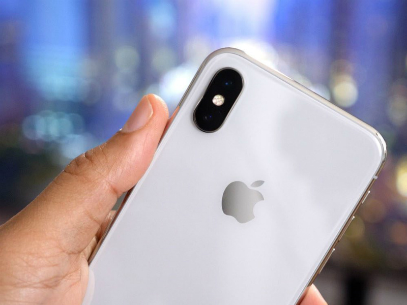 Apple berhasil jual 60 juta iPhone X dalam 10 bulan