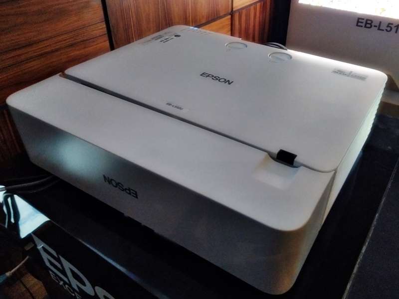 Sasar segmen bisnis, Epson hadirkan proyektor berkecerahan tinggi
