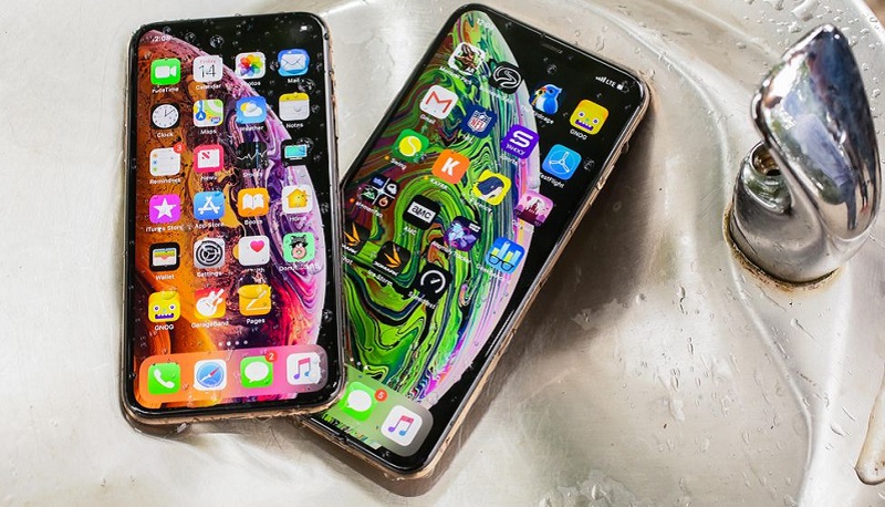 Apple iOS 12.1 perbaiki masalah charging duo iPhone XS