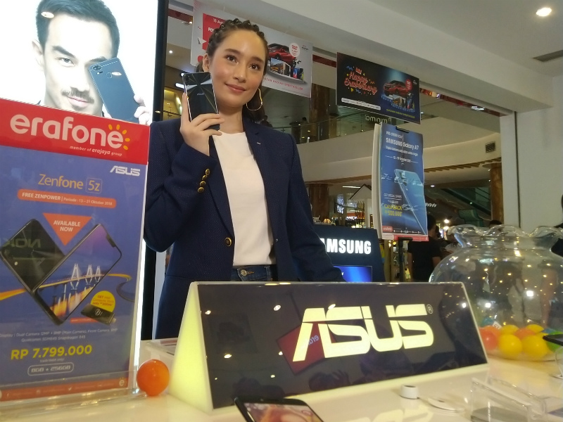 Asus mulai jual Zenfone 5Z versi 8GB